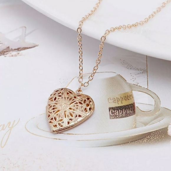 Goldtone Heart Locket - Picture 6 of 9